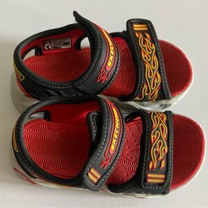 Skechers Thermo Splash Black Red Flame Cushioned Light Up Sandals Size 11 11T